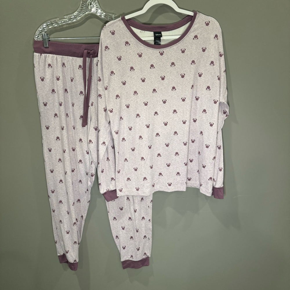 DISNEY Minnie Mouse Pajamas, Purple, Women’s‎ Size Large, EUC